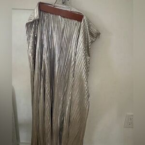 Anthropologie (Size 14 - EUC) Gigi Silver Metallic Pleated Midi Skirt